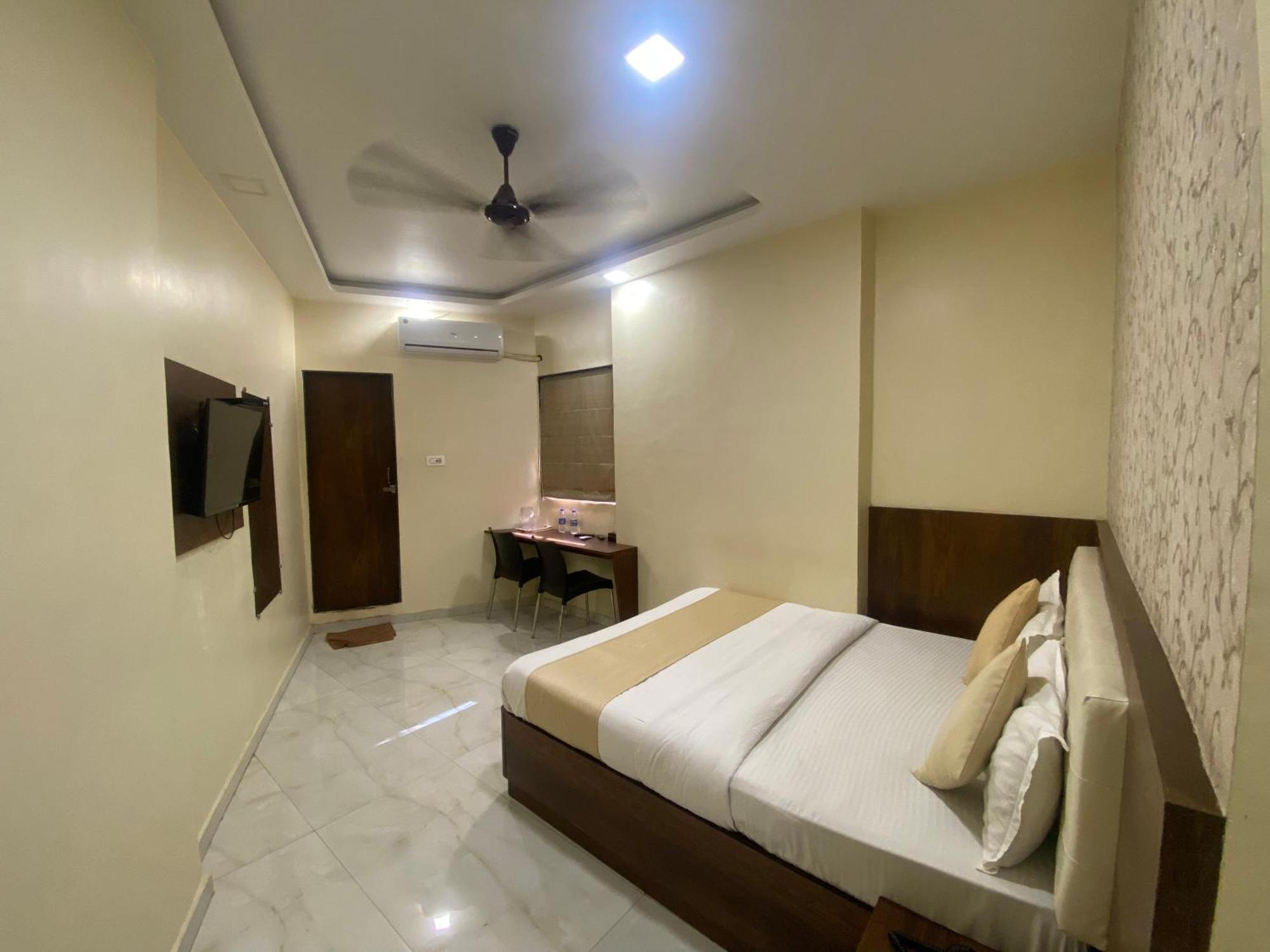 Hotel Ashyana - Near To Grant Road Station Bombay Esterno foto