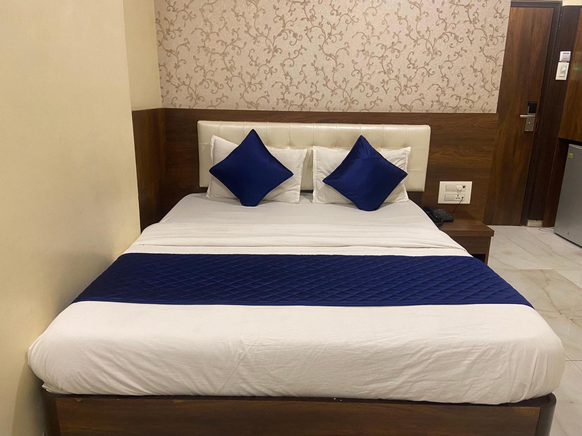 Hotel Ashyana - Near To Grant Road Station Bombay Esterno foto
